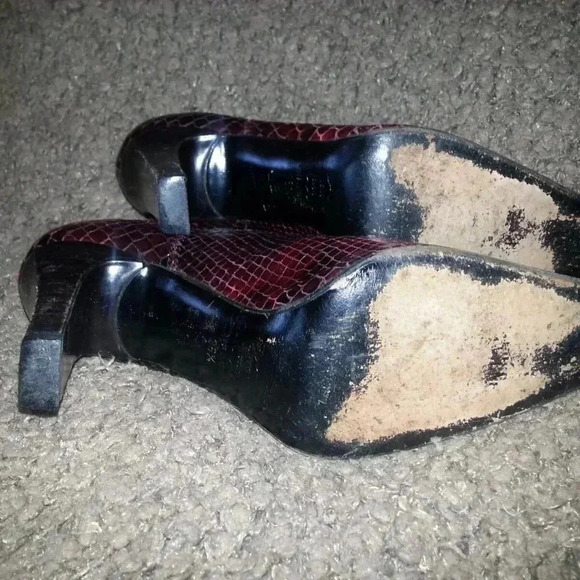 MOSCHINO CHEAP AND CHIC-Ankle Boots/Booties-Red Leather Snakeskin-Size 36.5-EX - Picture 7 of 7